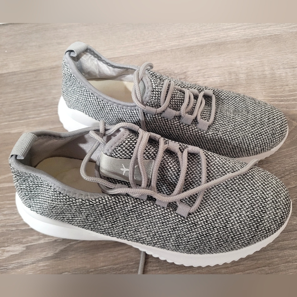 Womens Danskin Agility Size 9 Workout Shoe
